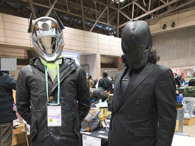 科幻爱好推主制作未来感的头盔安全帽 十足Cyberpunk风格博网友好评