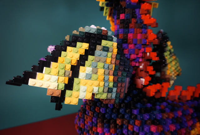 乐高达人打造《勇者斗恶龙》点阵图BOSS龙王 霸气模样让人回忆涌现!