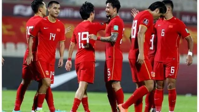 中国男足不行,都怪国产动漫不争气?