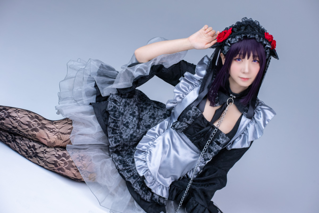 动画《恋上换装娃娃》热播人气高涨! 伊织萌拍摄海梦cos黒江雫宣传照