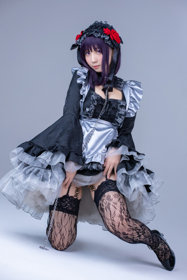 动画《恋上换装娃娃》热播人气高涨! 伊织萌拍摄海梦cos黒江雫宣传照