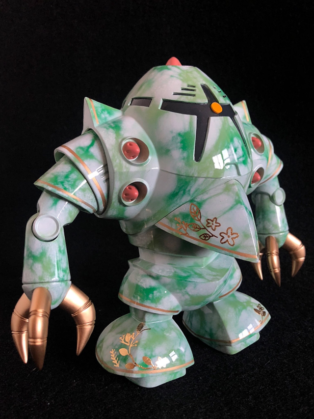 推主制作《机动战士钢弹》索克翡翠大理石涂装作品 网友赞 : 简直就是艺术品!