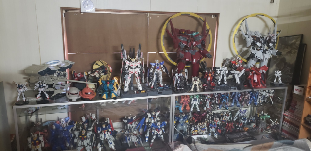 日本钢普拉达人现收藏 20年超过1600件钢普拉模型让人叹为观止!