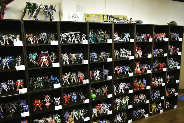 日本钢普拉达人现收藏 20年超过1600件钢普拉模型让人叹为观止!