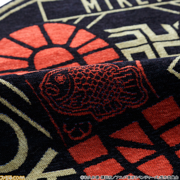 开始接受6种“东京复仇者”迷你地毯垫的订单。图案是 Mikey 和 Draken 所穿靴子的脚印