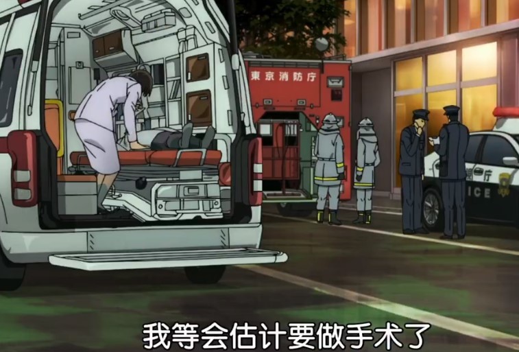 【次元速报】《名侦探柯南 万圣夜的新娘》柯南删吻戏：佐藤和高木亲亲了！